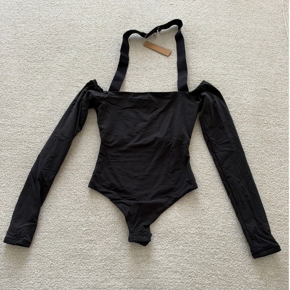 NWT Skims Wrapping Thong Bodysuit size XS in Black